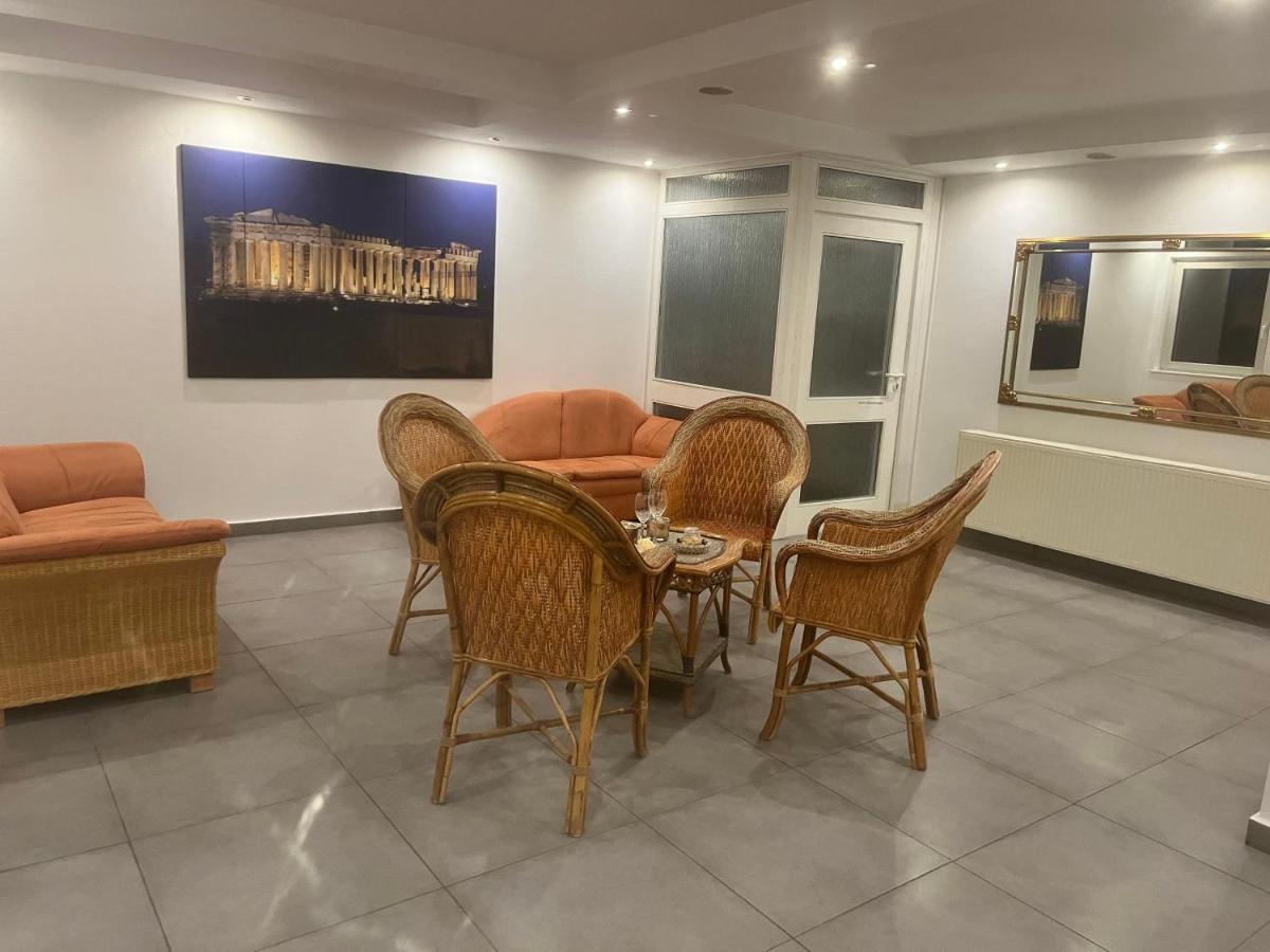 Akropolis Hotel Lubeck Ngoại thất bức ảnh